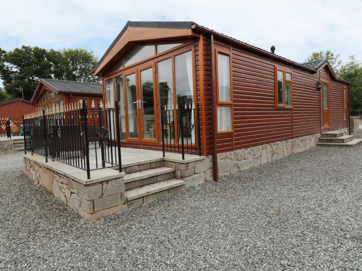 32 Cruachan